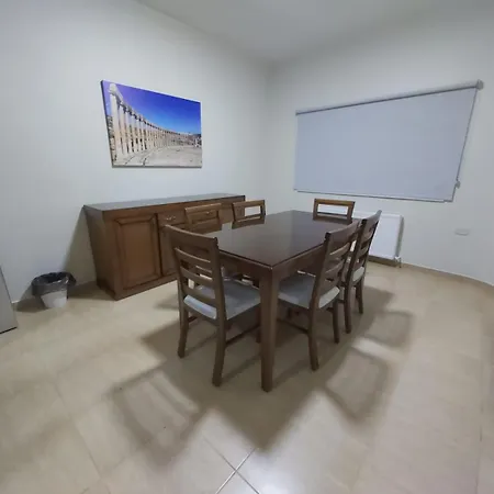 Cmk Housing Apartment Madaba Room photo